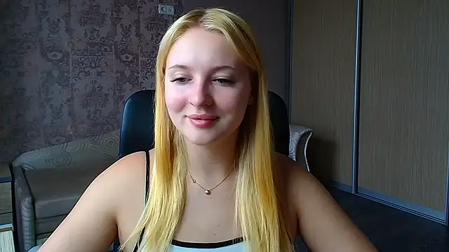 Snapshot of Milka_kiss_ chatting on 06-03-26, 12:06 Milka kiss online show from 06-03-26, 12:06