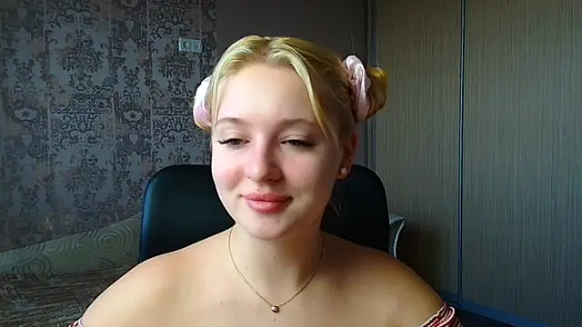 Milka kiss  online show from 03-12-26, 11:47