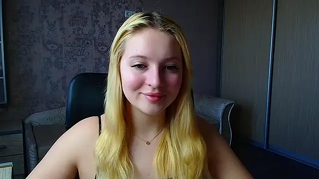 Snapshot of Milka_kiss_ chatting on 05-07-26, 09:12 Milka kiss online show from 05-07-26, 09:12