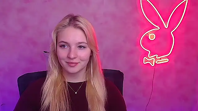 Snapshot of Milka_kiss_ chatting on 02-06-25, 10:04 Milka kiss online show from 02-06-25, 10:04