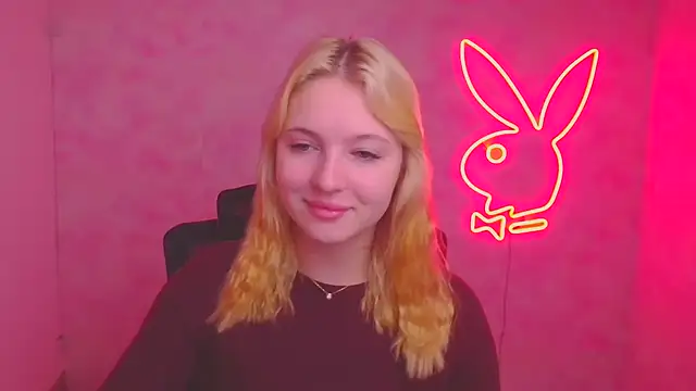 Milka kiss  online show from 10-27-25, 09:54