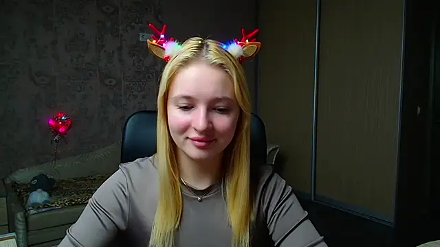 Milka kiss  online show from 12-19-25, 11:56