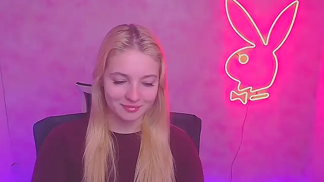 Snapshot of Milka_kiss_ chatting on 02-04-25, 07:07 Milka kiss online show from 02-04-25, 07:07