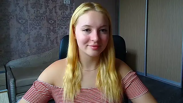 Snapshot of Milka_kiss_ chatting on 06-06-26, 09:36 Milka kiss online show from 06-06-26, 09:36