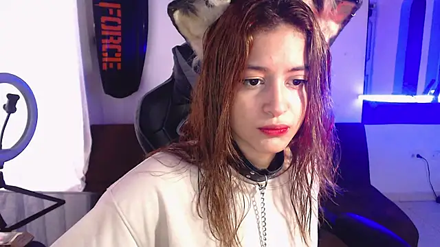 Snapshot of liz-beths chatting on 09-12-25, 10:31 liz-beths online show from 09-12-25, 10:31