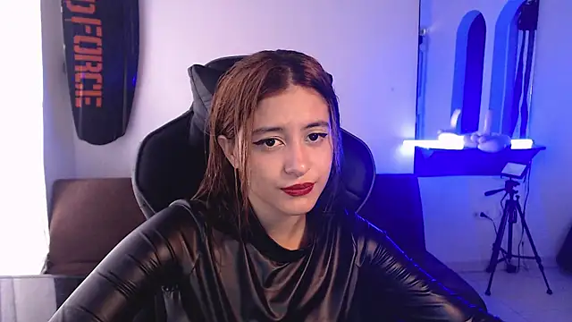 Snapshot of liz-beths chatting on 09-11-25, 08:42 liz-beths online show from 09-11-25, 08:42