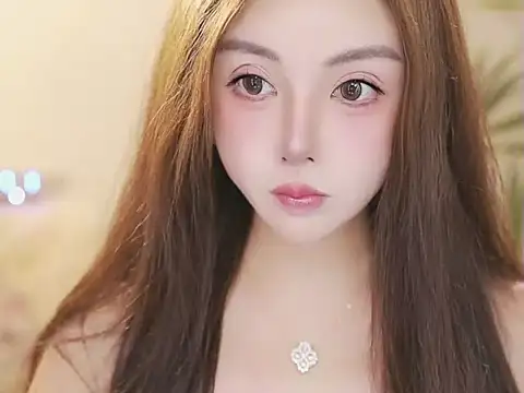 Snapshot of Qiaoqiao_ chatting on 05-19-26, 04:14 Qiaoqiao online show from 05-19-26, 04:14