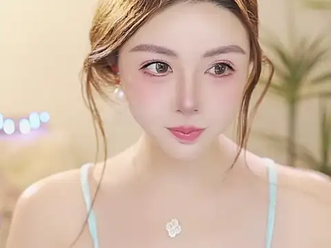 Snapshot of Qiaoqiao_ chatting on 05-15-26, 04:16 Qiaoqiao online show from 05-15-26, 04:16