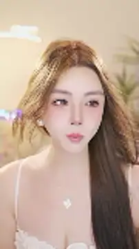 Snapshot of Qiaoqiao_ chatting on 06-15-26, 04:06 Qiaoqiao online show from 06-15-26, 04:06