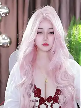 Snapshot of Qiaoqiao_ chatting on 02-22-25, 10:51 Qiaoqiao online show from 02-22-25, 10:51