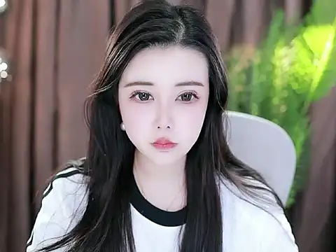 Snapshot of Qiaoqiao_ chatting on 02-07-25, 01:22 Qiaoqiao online show from 02-07-25, 01:22