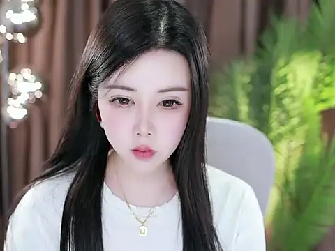 Snapshot of Qiaoqiao_ chatting on 02-16-25, 06:32 Qiaoqiao online show from 02-16-25, 06:32