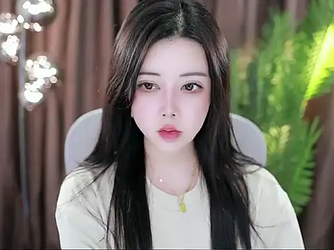 Snapshot of Qiaoqiao_ chatting on 02-28-25, 05:04 Qiaoqiao online show from 02-28-25, 05:04