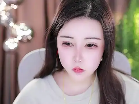 Snapshot of Qiaoqiao_ chatting on 02-15-25, 01:05 Qiaoqiao online show from 02-15-25, 01:05