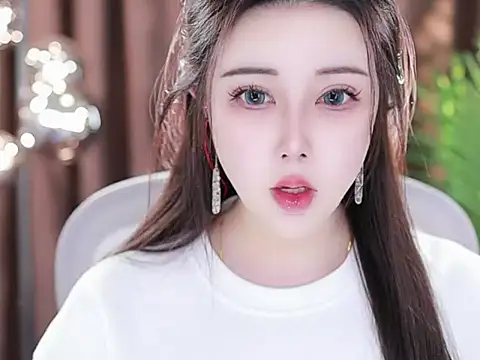 Snapshot of Qiaoqiao_ chatting on 03-03-25, 04:15 Qiaoqiao online show from 03-03-25, 04:15