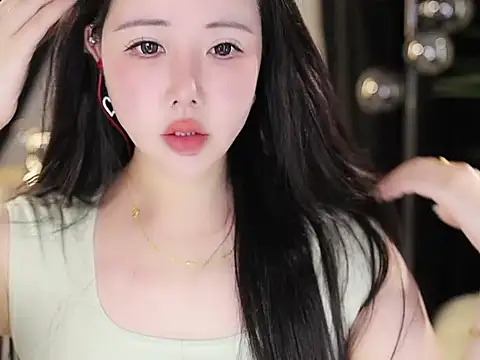 Snapshot of Qiaoqiao_ chatting on 10-01-25, 06:18 Qiaoqiao online show from 10-01-25, 06:18