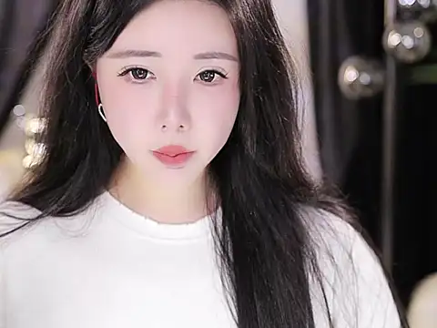 Snapshot of Qiaoqiao_ chatting on 10-02-25, 06:06 Qiaoqiao online show from 10-02-25, 06:06