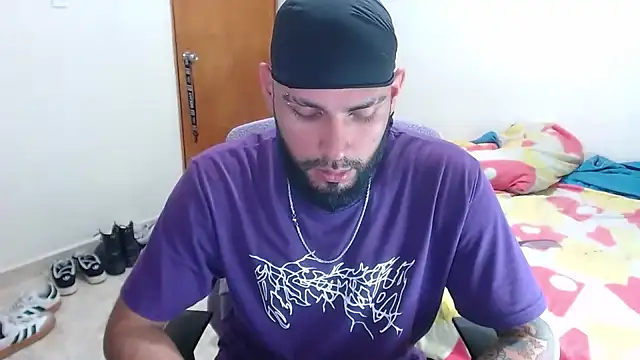 Snapshot of samir_music chatting on 09-28-25, 11:12 samir music online show from 09-28-25, 11:12