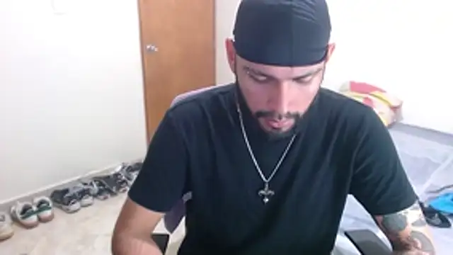 Snapshot of samir_music chatting on 11-03-25, 07:28 samir music online show from 11-03-25, 07:28