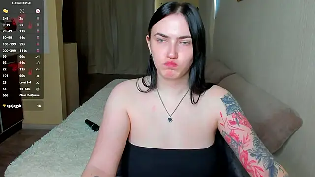 Snapshot of Witch_Lady chatting on 06-16-26, 06:13 Witch Lady online show from 06-16-26, 06:13