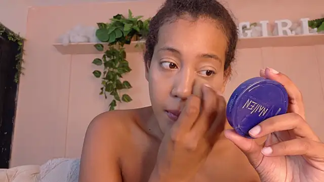 flavia cruz online show from 07-19-26, 12:24
