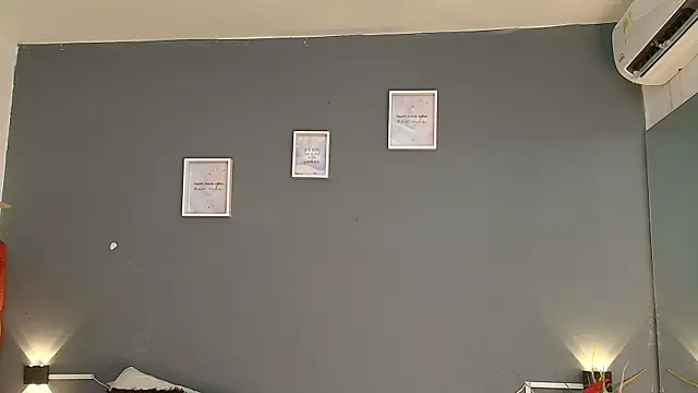 flavia cruz online show from 10-23-25, 09:24