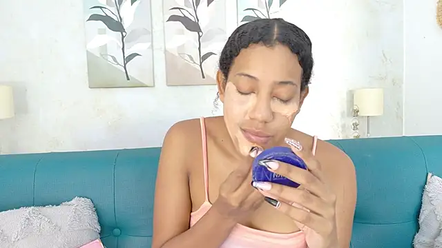 flavia cruz online show from 03-25-26, 12:26