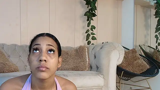 flavia cruz online show from 12-04-25, 07:02