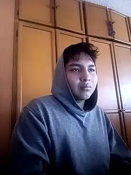 Snapshot of LoganFinds chatting on 10-02-25, 03:48 LoganFinds online show from 10-02-25, 03:48