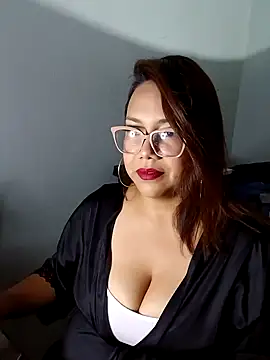 rainhavenus2024 online show from 01-07-25, 12:45