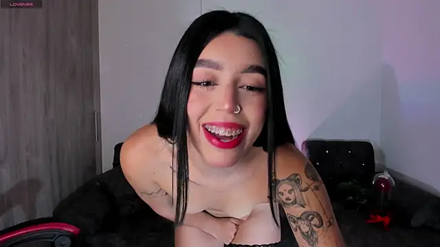 zoee jackson online show from 04-14-26, 05:45