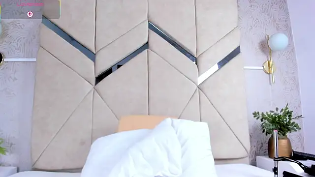 LilitRobins online show from 09-26-25, 10:16