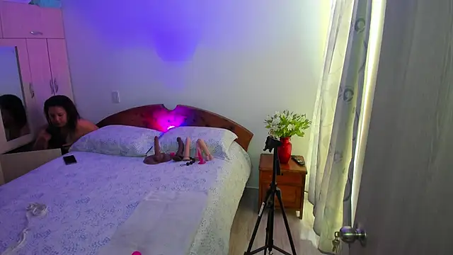 MirandaDream2 online show from 06-04-26, 04:00