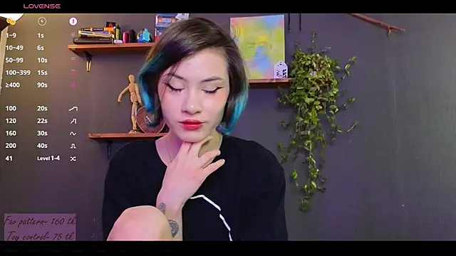 Snapshot of alicekiit chatting on 01-11-25, 12:44 alicekiit online show from 01-11-25, 12:44