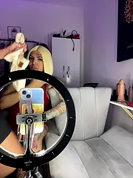 GrlAlice online show from 11-05-25, 08:23