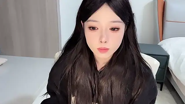 Snapshot of Q-ing chatting on 01-04-25, 05:58 Q-ing online show from 01-04-25, 05:58