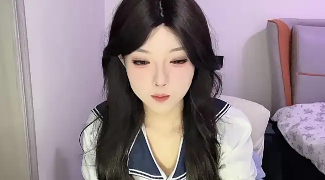 Snapshot of Q-ing chatting on 03-04-25, 04:38 Q-ing online show from 03-04-25, 04:38