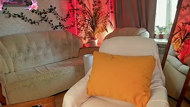 Snapshot of _Forest_Lina_ chatting on 06-25-26, 10:53 Forest Lina online show from 06-25-26, 10:53