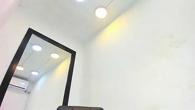 vera candella online show from 04-14-26, 09:47