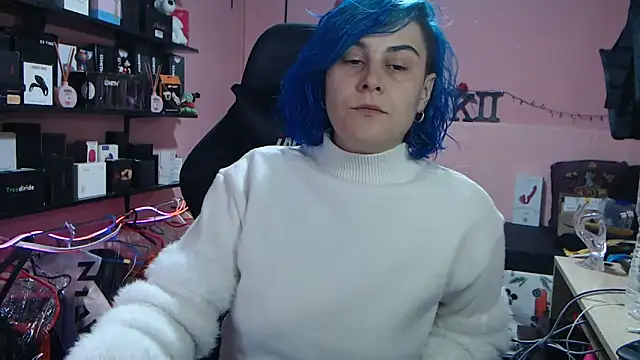 Snapshot of sukii93 chatting on 04-12-26, 03:59 sukii93 online show from 04-12-26, 03:59