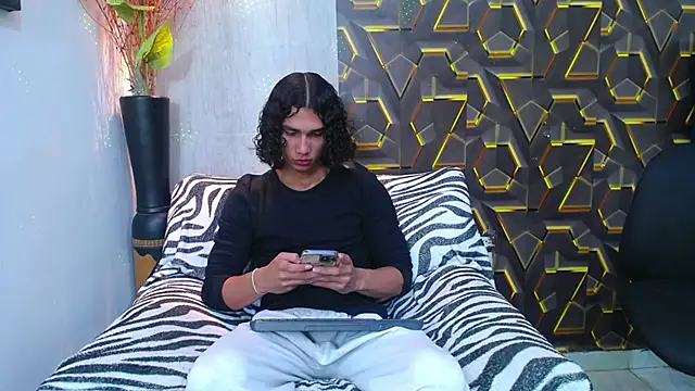 nazper online show from 09-18-25, 02:20