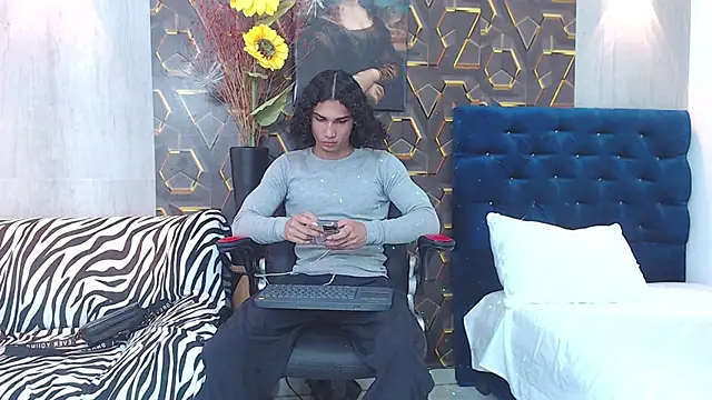 nazper online show from 10-19-25, 04:21