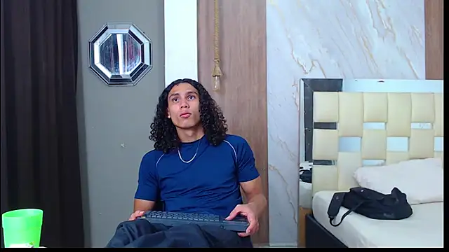 Snapshot of nazper chatting on 04-23-26, 02:08 nazper online show from 04-23-26, 02:08