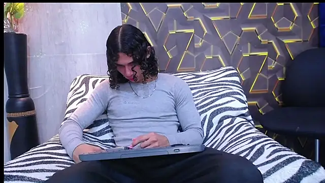 nazper online show from 09-19-25, 02:10