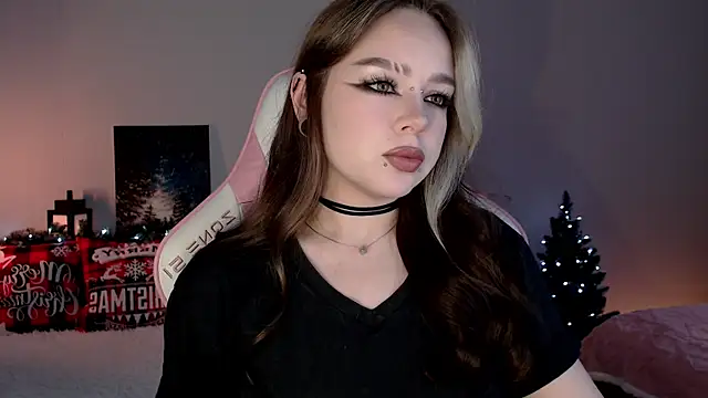 meowceline online show from 11-26-25, 10:15