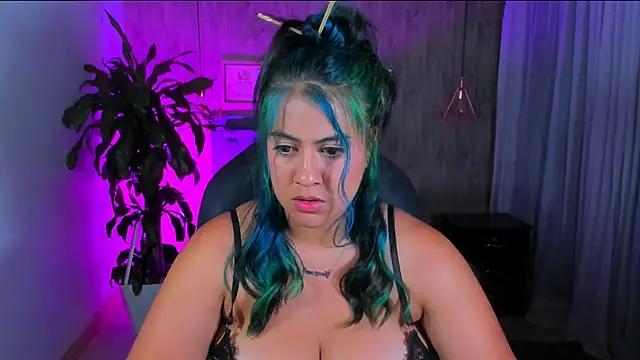 Snapshot of Xisu_ chatting on 01-15-25, 06:54 Xisu online show from 01-15-25, 06:54