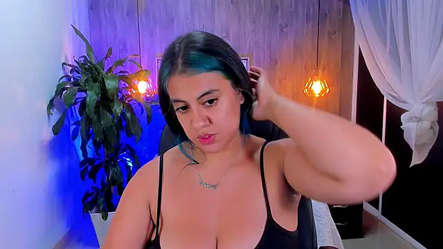 Snapshot of Xisu_ chatting on 01-21-25, 04:54 Xisu online show from 01-21-25, 04:54