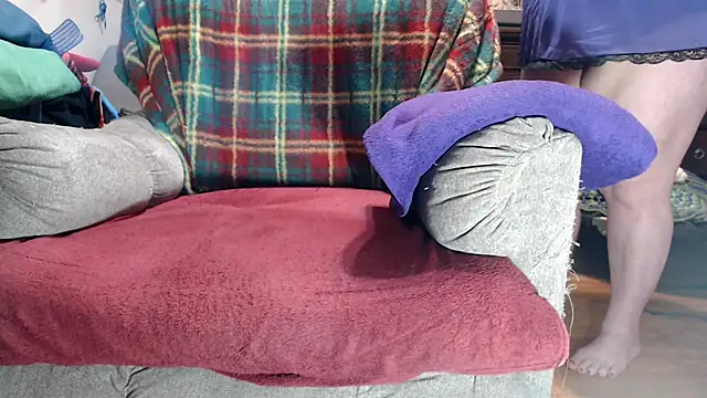 ladyscarlotta online show from 12-21-25, 06:20