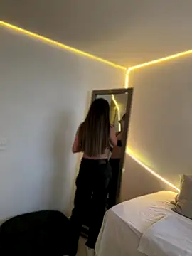 AmmyCollinsW online show from 11-15-25, 09:19