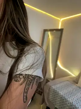 AmmyCollinsW online show from 10-14-25, 08:31